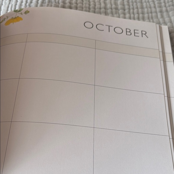 Gardener's Five-Year Record Book - Floral Design - Picture 3 of 7